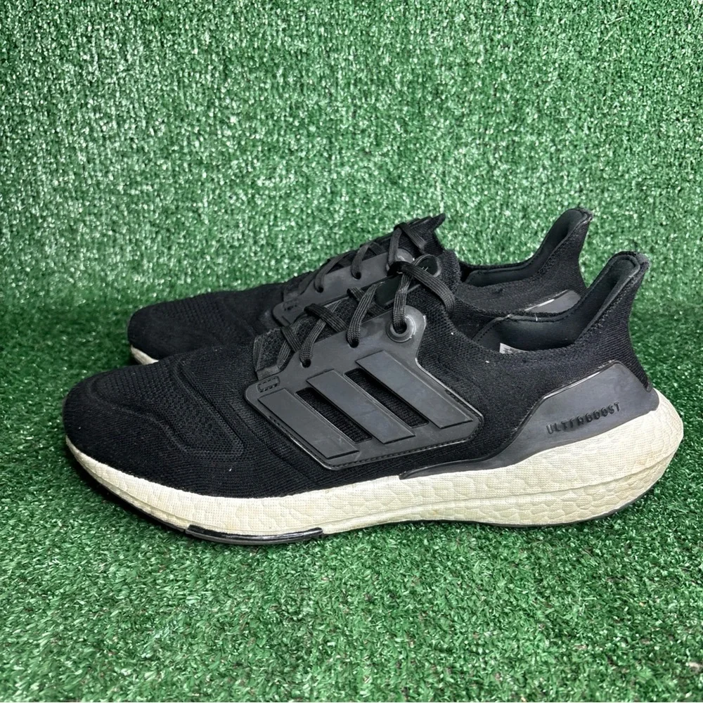 Adidas Ultra‎ Boost Model GX 3062 Size 12 Black Running Shoe